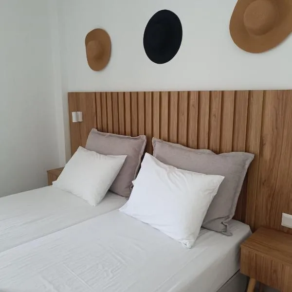 Milies Apartments, hotel u Stavrosu