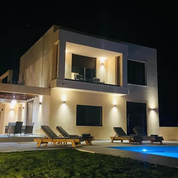 Villa Optimal, khách sạn ở Ayios Kirikos