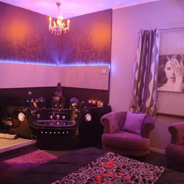 Appartement tout confort avec balnéo et lit king size, hotel in Pézenas