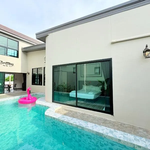 Brittany Private Pool Villa-Pattaya, hotel v destinaci Na Jomtien