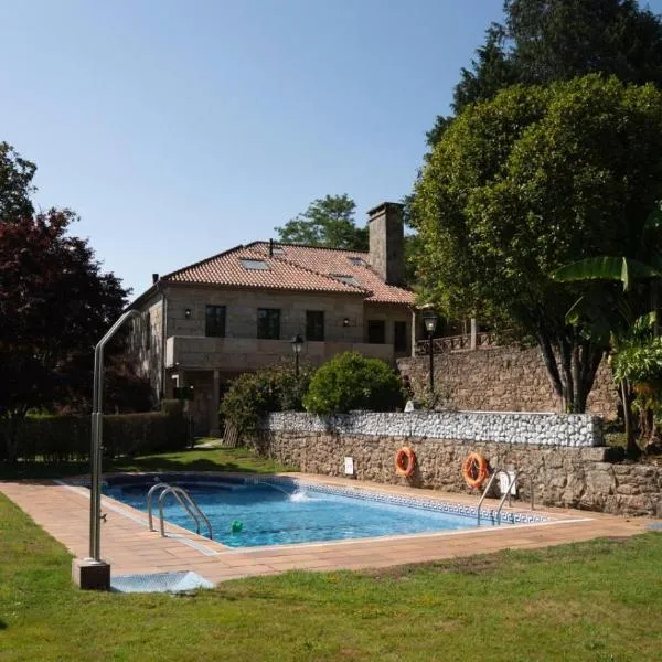SNÖ Pazo de Adrán, hotel in Milladoiro