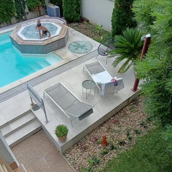Amfora Panzió, hotel in Gyula