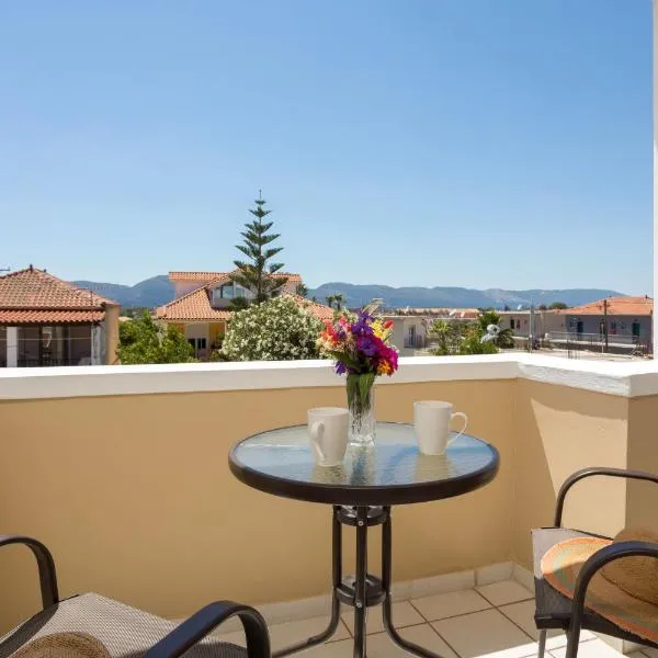 Ammos Comfort Apartments, 400m from Kalamaki Beach, by ZanteWize, מלון בקלמאקי