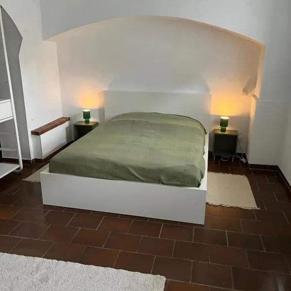 Ferienwohnung am Nikolai-Felsen, hotel v destinaci Budyšín