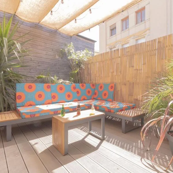 AfroBoHome, Expérience Unique, Cocon pour familles et petits groupes, clim, 2 à 6 personnes, Proche centre Nîmes, Garage clos, hotel v destinaci Nîmes
