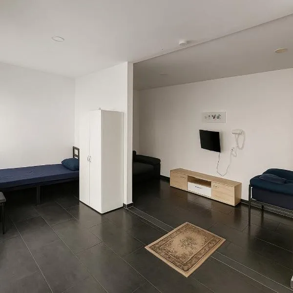 Marie Zimmer Zentral Günstig, hotel v destinaci Heilbronn