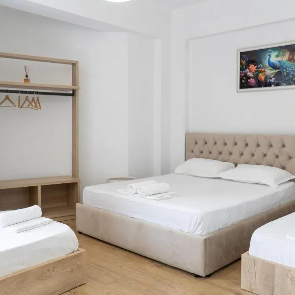 Sunny Side B&B, hotel v destinaci Sarandë