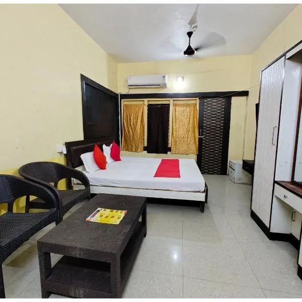 A PREMIUM HOTEL !Moon CT! - Near Sea Beach And Jagannath Temple - #Fully -Air Conditioning Room - Best Location-A Luxury Sea View Hotel In Puri, hotel v destinaci Purí