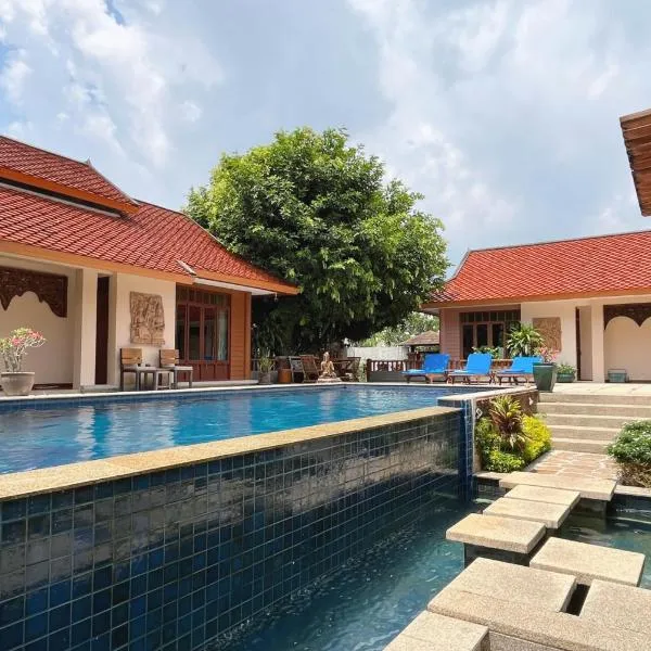 Baleeyan, hotel v destinaci Thalang