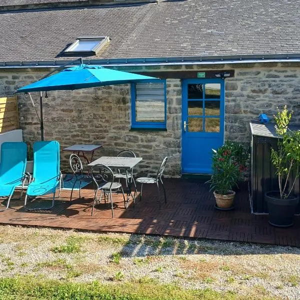 Studio Sulniac Golfe du morbihan avec piscine au sein du domaine, hotel v destinaci Sulniac
