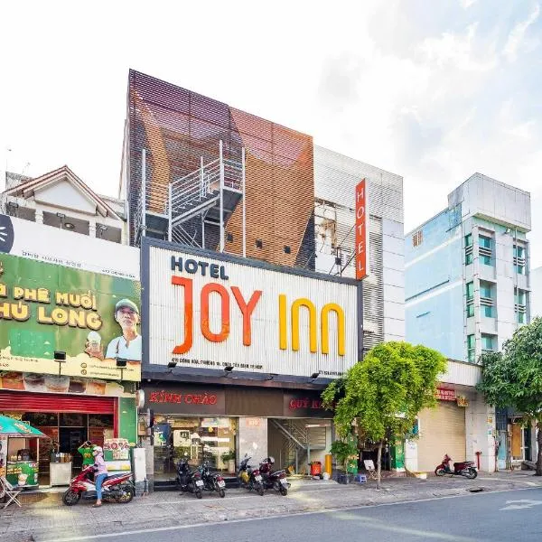 Dancenter Joy Inn Hotel Tan Binh Near Tan Son Nhat Airport, hotel in Ho Chi Minh City