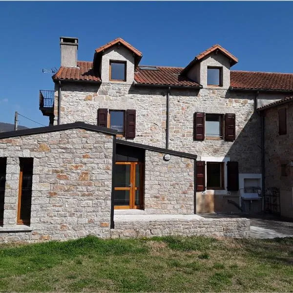 Auberge de jeunesse HI Millau La Maladrerie, hotel in Millau
