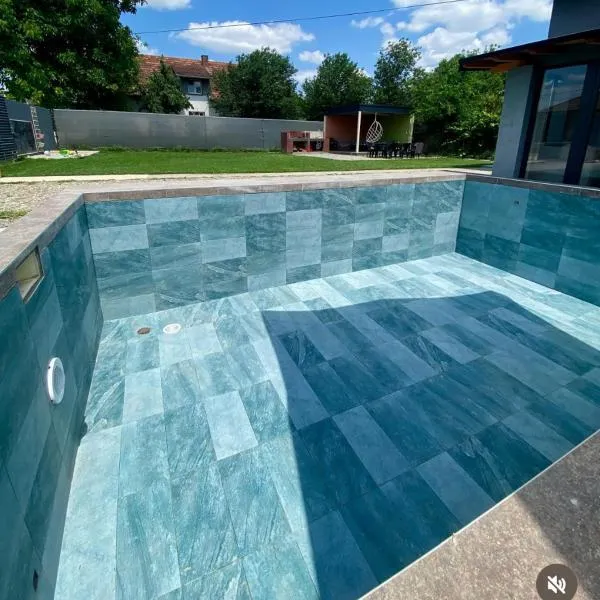 Vikendica City hideaway Novi Sad, hotel v destinaci Novi Sad