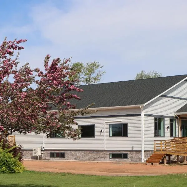 EcoSun Hostel - Female-Only, hotel in Georgetown
