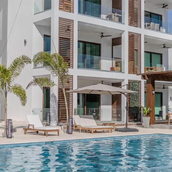 Acqua di Mare Resort, hotel v destinaci West Bay