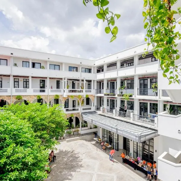 La Manzana By Wynwood House, hotel in Paloma