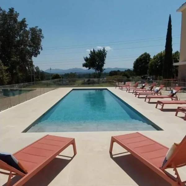 ibis Styles Cabriès Aix-en-Provence TGV, hotel a Cabriès