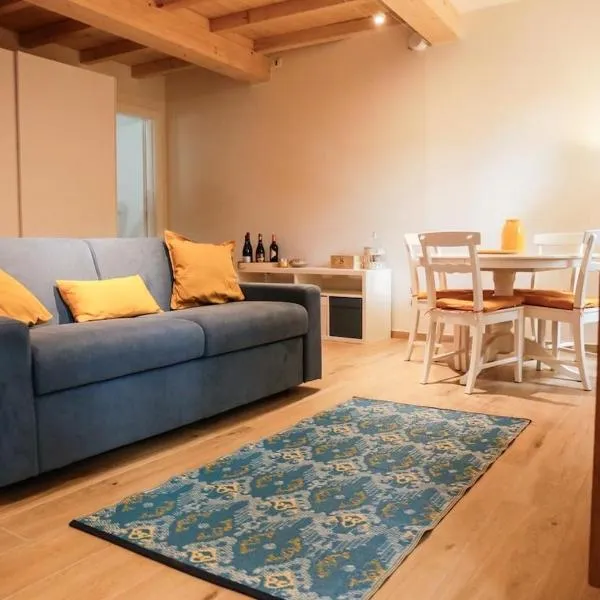 Good Vibes apartment centro storico Reggio Emilia, hotel v destinaci Reggio Emilia