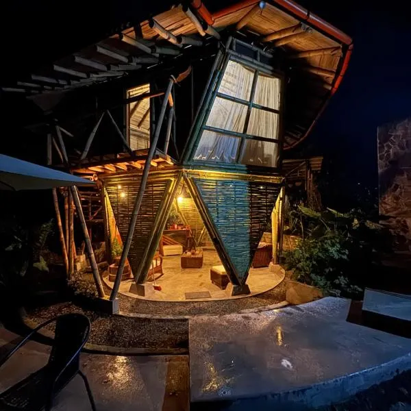 Cabaña privada Glamping via a termales, ξενοδοχείο σε Santa Rosa de Cabal