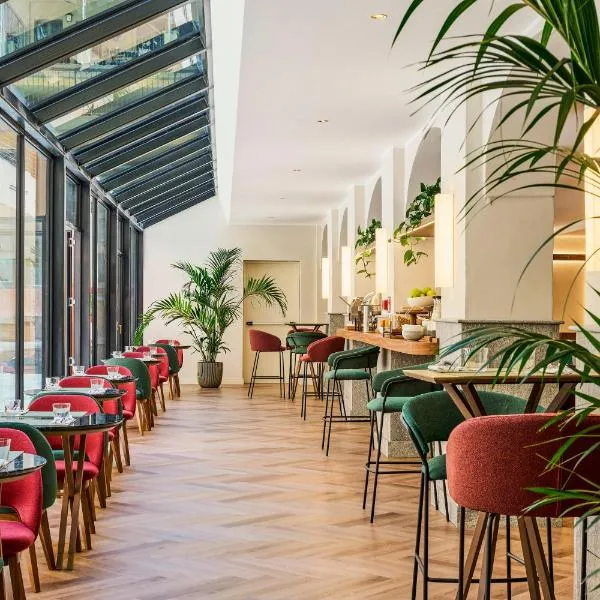 Hotel Giacomo Morra Alba - Handwritten Collection, hotel v Albe