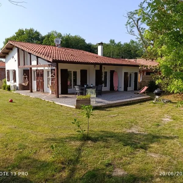 Belle de Mai, hotel in Mézos