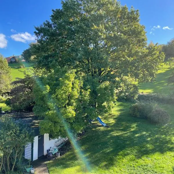 Gemütliches Studio in ruhiger Lage mit Klimaanlage, Netflix und Parkplatz, hotel en Hattingen