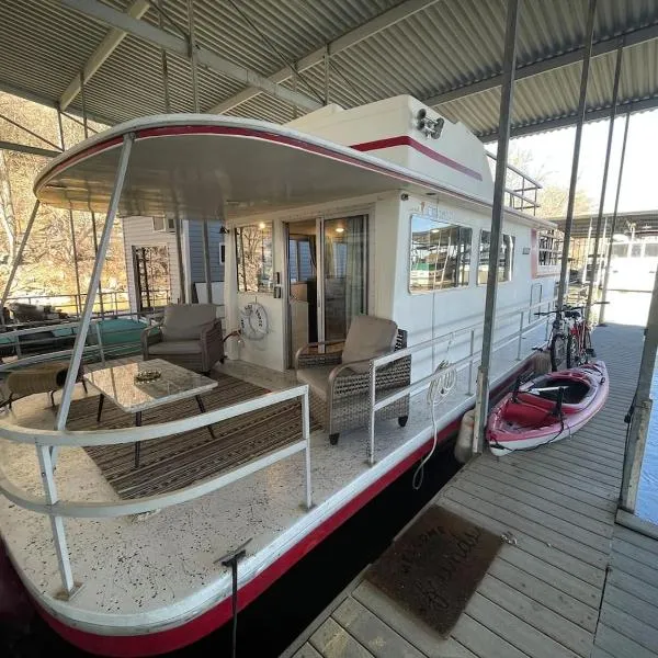 The Albatross-Houseboat DT Knox, hotel en Knoxville