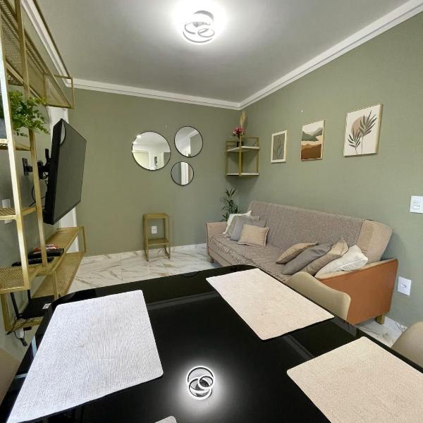 F - Apartamento Central e moderno