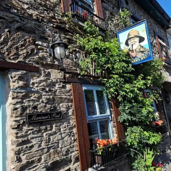 Mariners Rest One Bedroom Apartment in Innishannon Village, hotel v destinaci Cork
