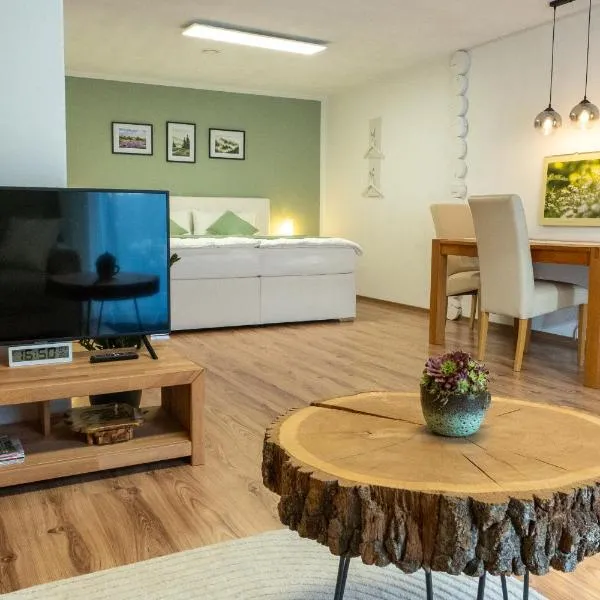 Gemütliche Ferienwohnung "Zum Kalten Feld", hotel in Schwäbisch Gmünd