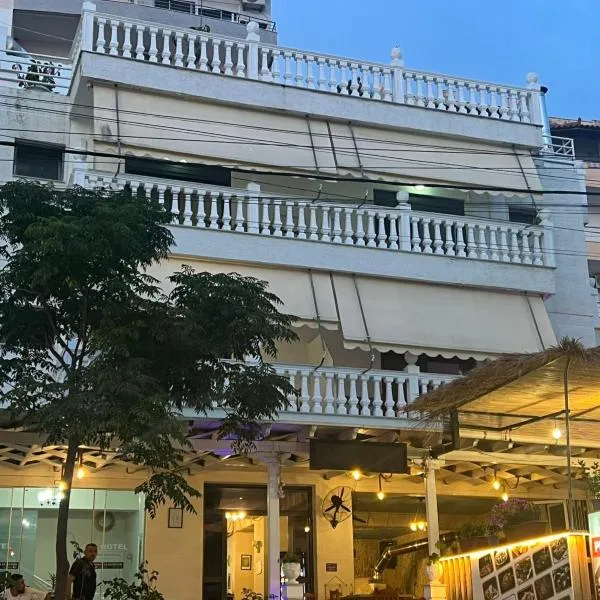 Hotel Primavera, khách sạn ở Sarandë