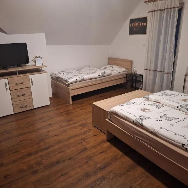 Apartma Studio Bogi, hotel v destinaci Kranjska Gora