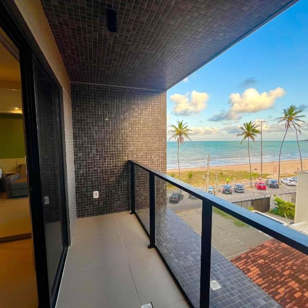 Apto com Varanda e Vista Mar no Beach Haus
