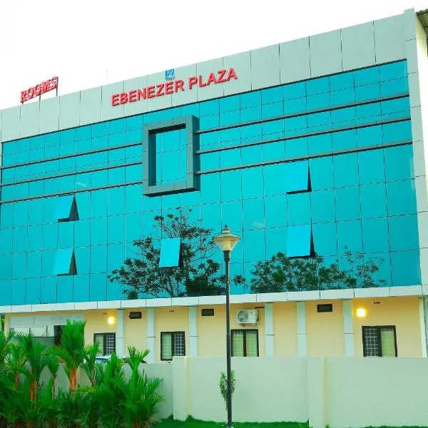 Ebenezer Plaza, hotel in Nedumbassery