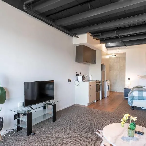Cozy Studio - Private Balcony Bath and Tub, hotel u gradu 'Lower Hutt'