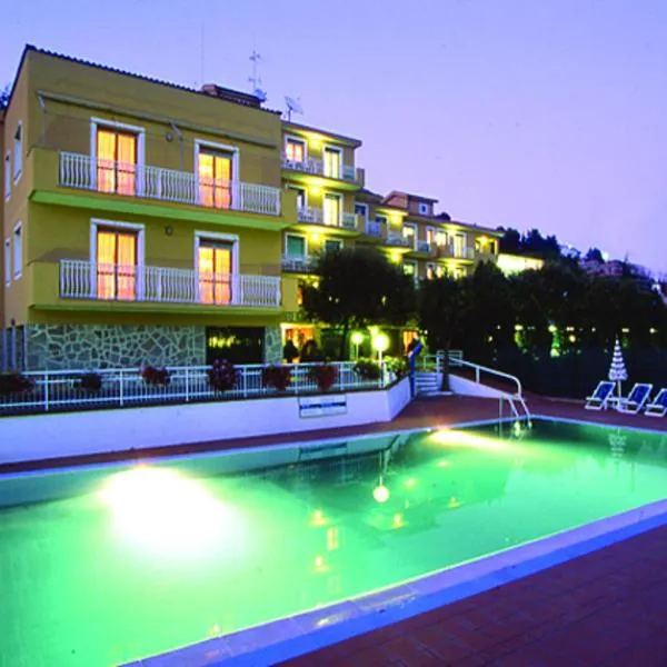 Residence i Morelli, hotel a Pietra Ligure