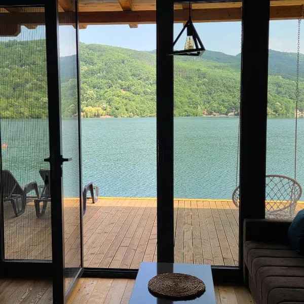 Villas Mlecika and Zvoncic- Jezero Lake Perucac, hotel v destinaci Perućac