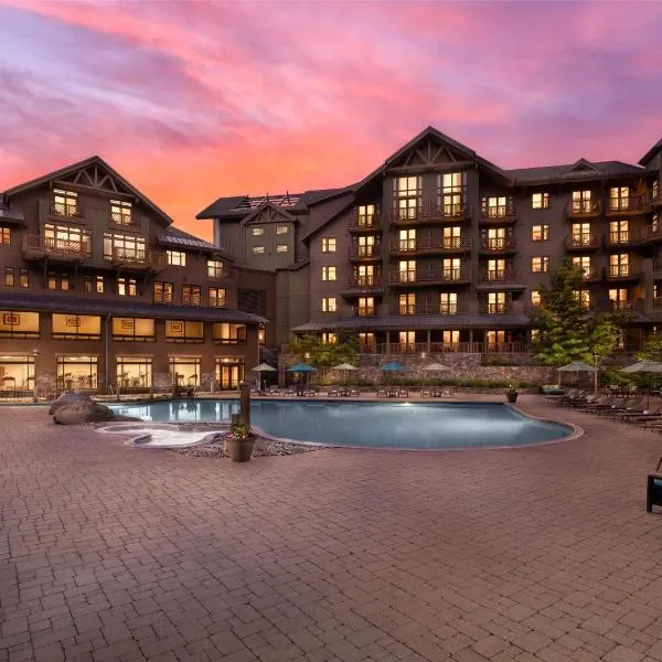 The Lodge at Spruce Peak, a Destination by Hyatt Residence, hotel v destinaci Stowe