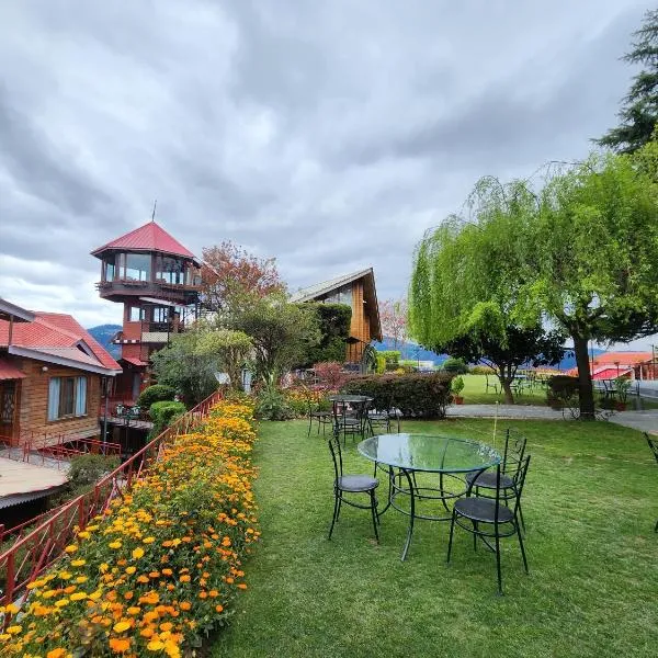 The Chalets Naldehra, hotel v destinácii Shimla