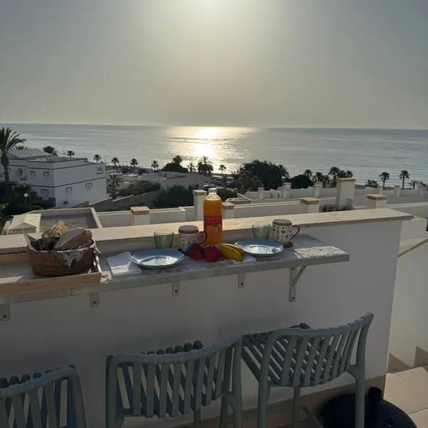 Cozy new penthouse apartment Cantal Homes, hotel i Mojácar