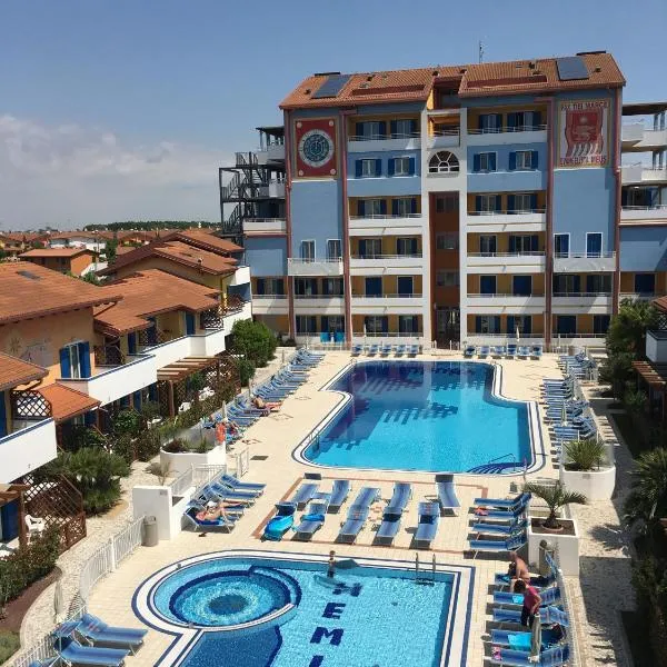 Villaggio Hemingway - Family Aparthotel, hotel v Caorle