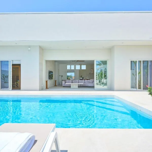 THE NALU 愛犬と泊まれるvilla 温水プール サウナ BBQ ドッグラン 海まで徒歩5分 千葉 一宮 ザ ナルー, hotel in Ichinomiya