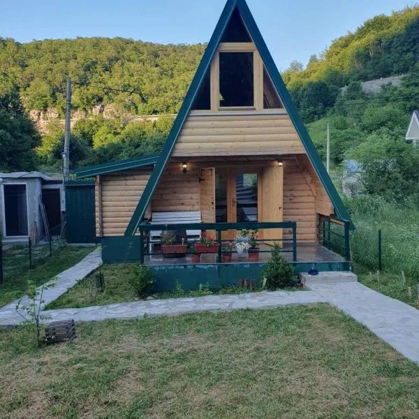 Nice cabin, hotel v destinaci Cetinje