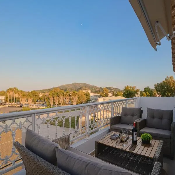 Meltemi apts Charming Penthouse, hotel v destinaci Zakynthos Town