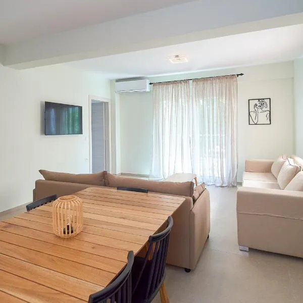 Zoe's Luxury Apartment, hotel in Xanthi