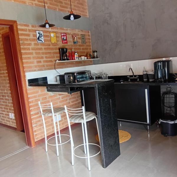 Chalé até 4 pessoas Ar quente e frio em 2 ambientes Experiência que vai te surpreender Leiam as avaliações - Foto 5