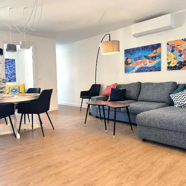 New apartment with sea view - Casa Mosaic, hotel en Torrevieja