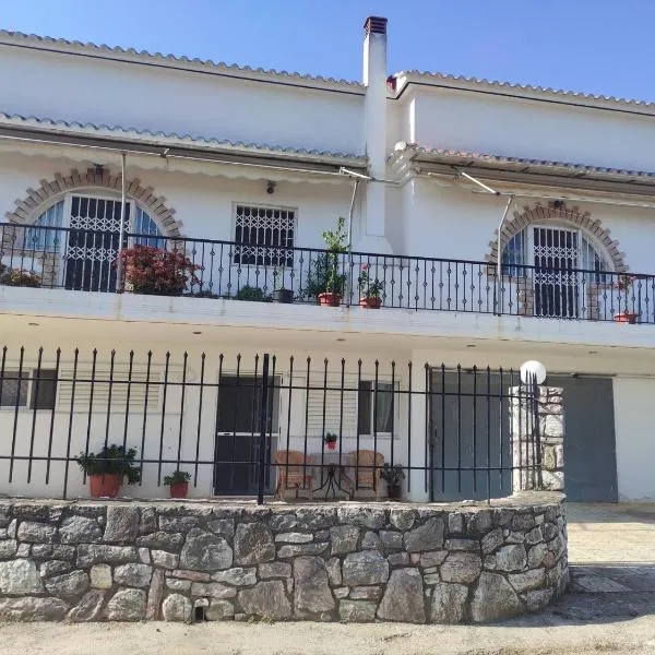 Thanos House - Σπίτι στην εξοχή, hotel a Mirsinokhórion