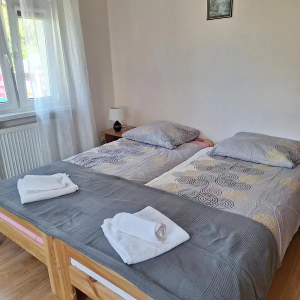 Mieszkanie Dalia, hotel in Karwia
