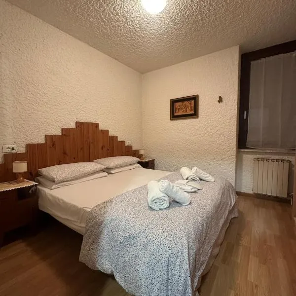 Dimaro-Folgarida Apartment, hotel di Monclassico